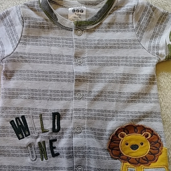 Baby Boy 0-3 Months Bodysuit 2 Piece Bundle - Picture 6 of 7